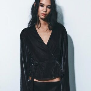 Zara Elegant Black Long Sleeve Dark Gray Velvet Wrap Blouse Women’s Size Small